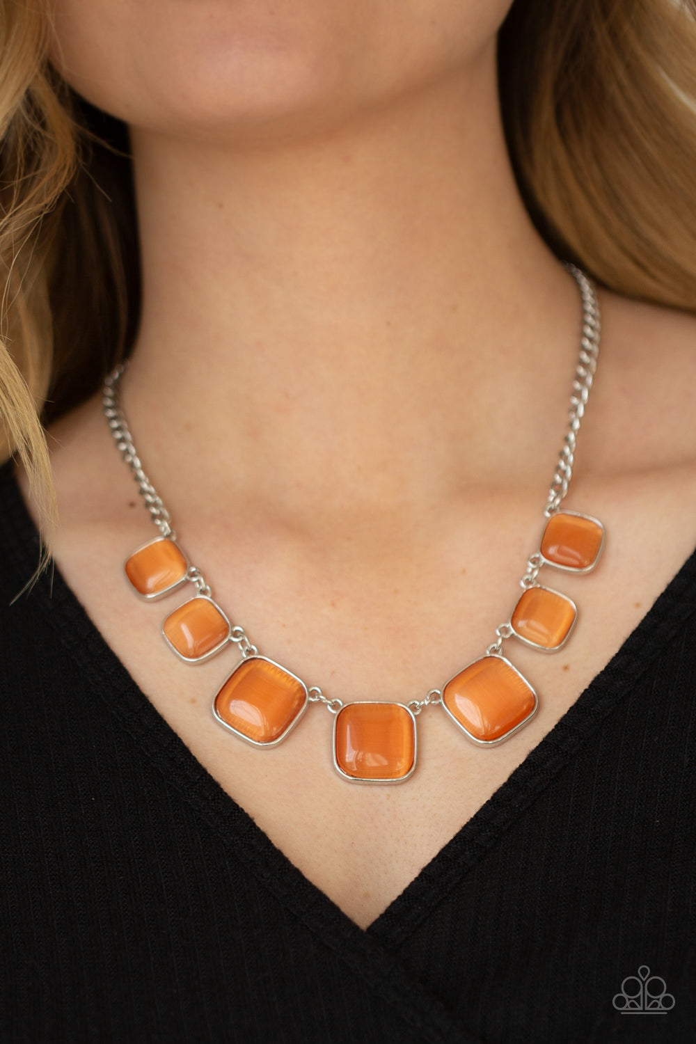 Aura Allure - Orange necklace