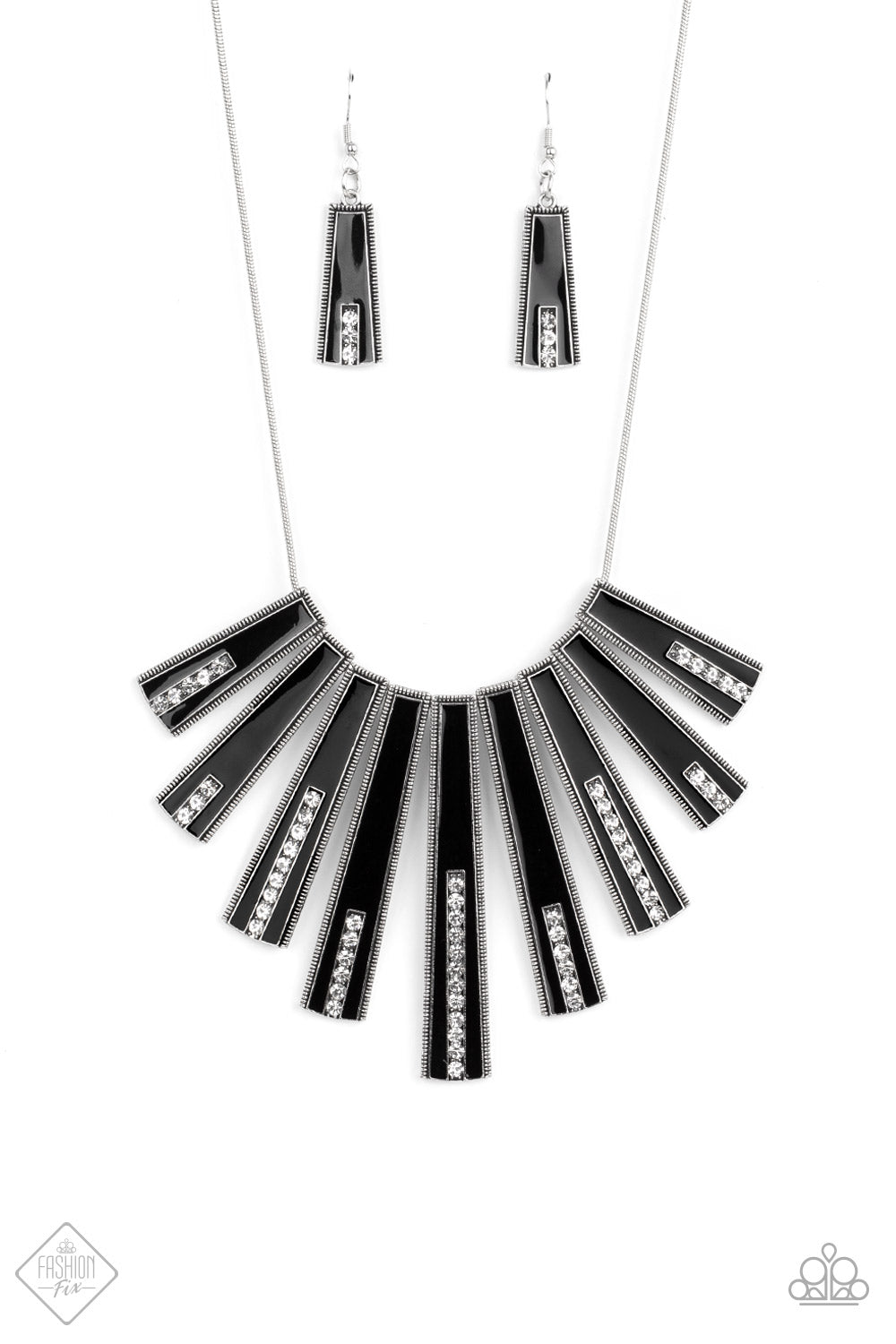 FAN-tastically Deco - Collar negro sept fashion fix