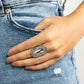 Impulsado por la moda - Anillo de plata