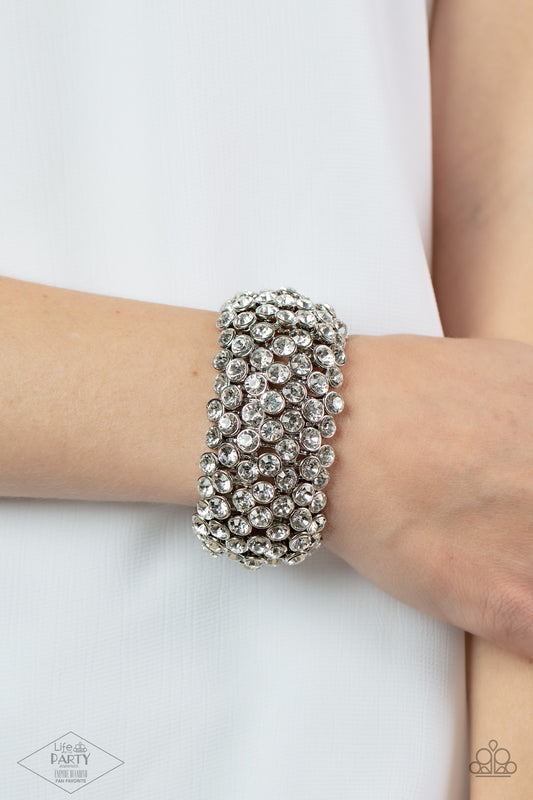 Playing With Fire-White  Zi bracelet