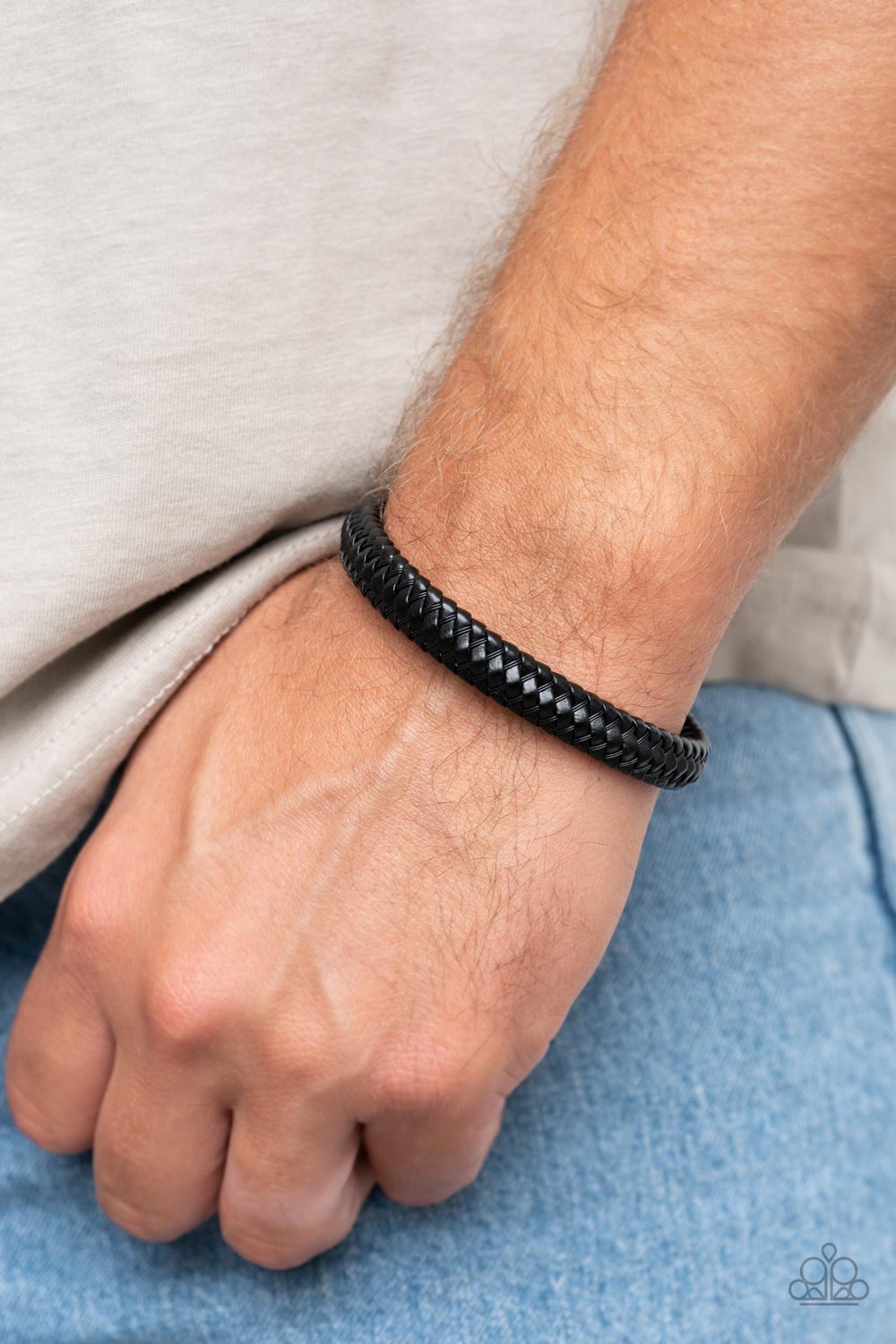 HAUTE-breaker - Pulseras negras