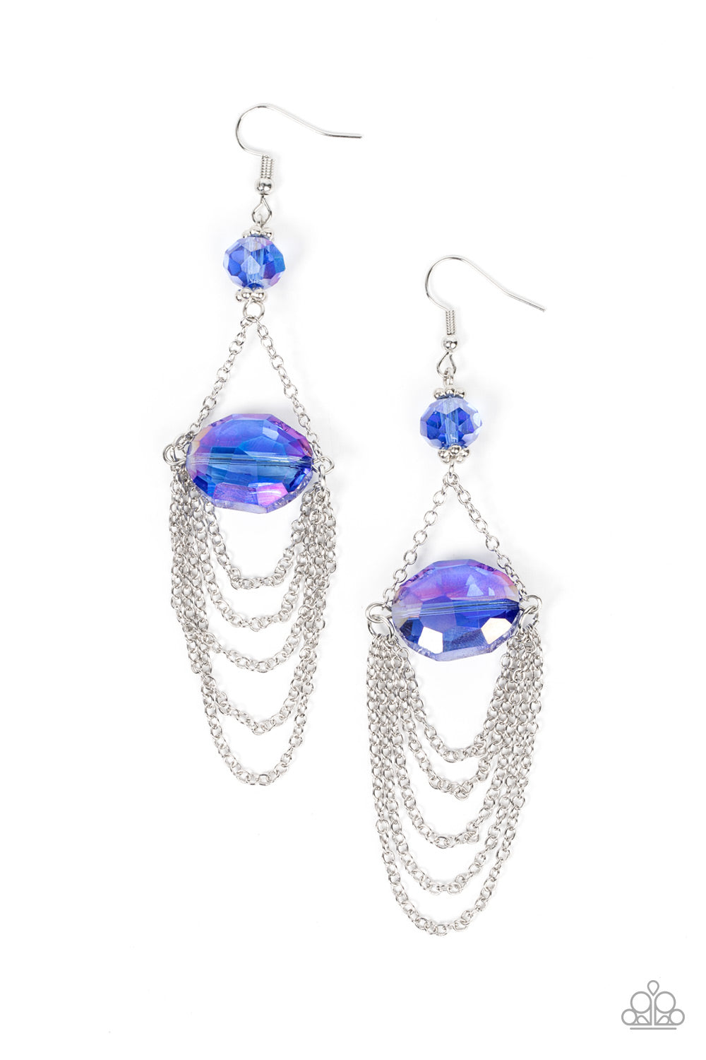 Etéreamente extravagante: pendientes azules
