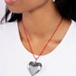 Devoted Daze - Collar rojo